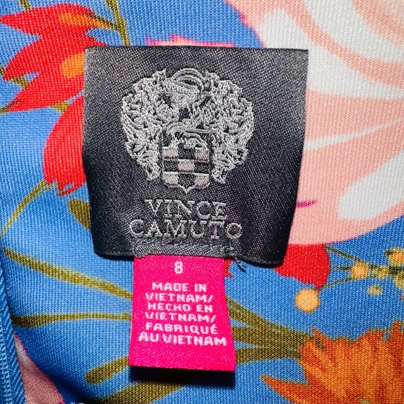 Beautiful and good quality Vince Camuto dress with floral print - Picture 2 of 4